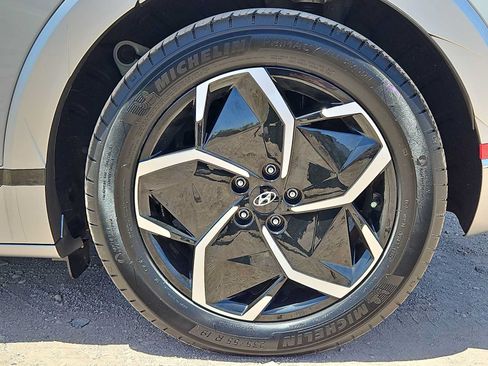 Certified 2024 Hyundai Ioniq 5 Limited RWD image 13