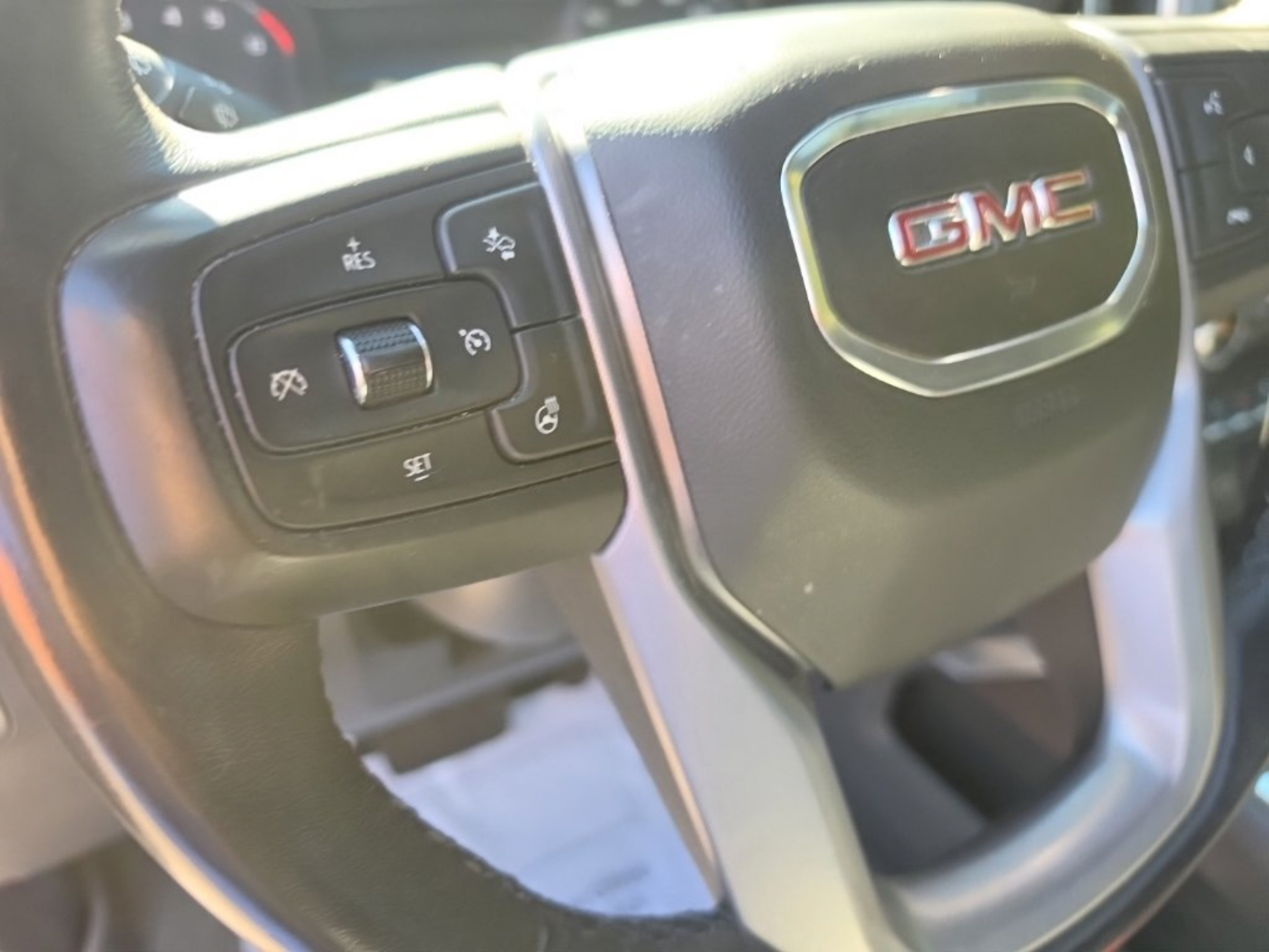 Used 2021 GMC Sierra 1500 SLT w/ SLT Premium Plus Package AWD/4WD image 19