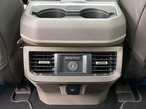 Used 2026 Ford F450 Platinum w/ Platinum Plus Package image 40