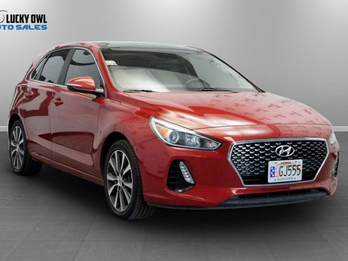 Used 2020 Hyundai Elantra GT w/ Style Package 02 FWD image 3