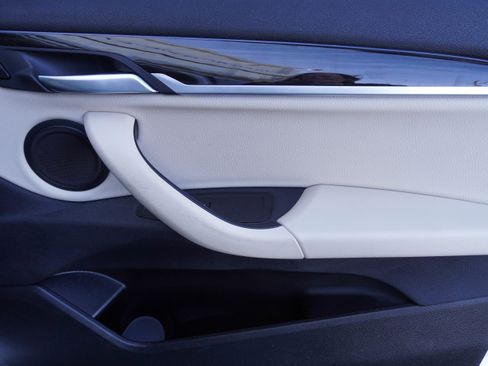 Used 2021 BMW X2 sDrive28i w/ Premium Package image 31