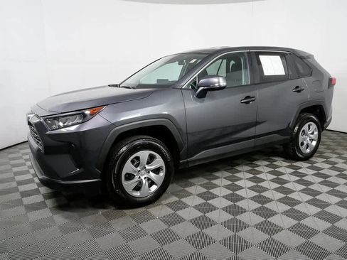 Used 2022 Toyota RAV4 LE image 25