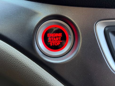 Used 2021 Honda Pilot EX image 21