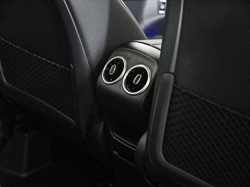 Certified 2025 Mercedes-Benz GLA 250 GLA 250 w/ Driver Assistance Package image 19