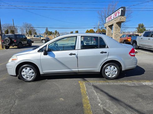 Used 2009 Nissan Versa Sedan image 6