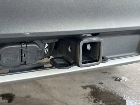 Used 2025 Ford Explorer Platinum w/ LUX Leather Package image 27