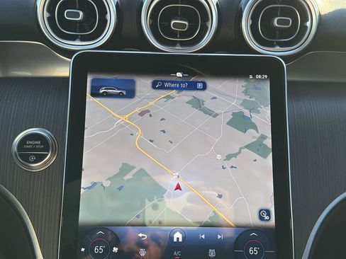 Certified 2025 Mercedes-Benz GLC 300 GLC 300 image 29