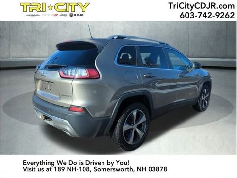 Used 2019 Jeep Cherokee Limited w/ Trailer Tow Group image 5