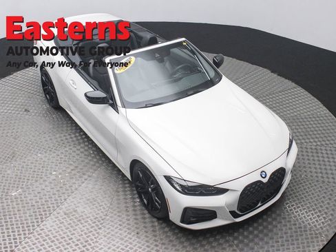 Used 2024 BMW 430i Convertible w/ M Sport Package image 3