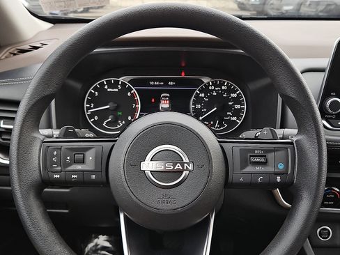 Certified 2023 Nissan Rogue SV image 18