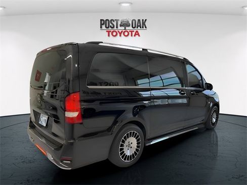 Used 2020 Mercedes-Benz Metris Passenger image 3