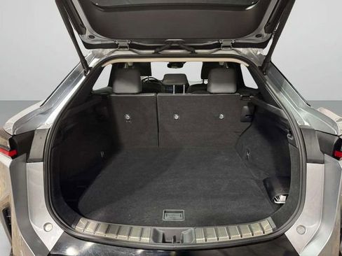 Used 2023 Lexus RZ 450e Premium w/ Technology Package image 32