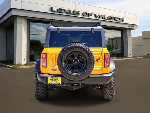 Used 2021 Ford Bronco First Edition AWD/4WD image 3