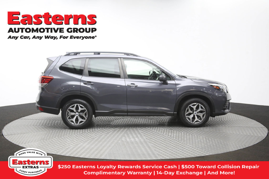 Used 2022 Subaru Forester Premium AWD/4WD image 49