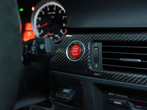 Used 2011 BMW M3 image 47