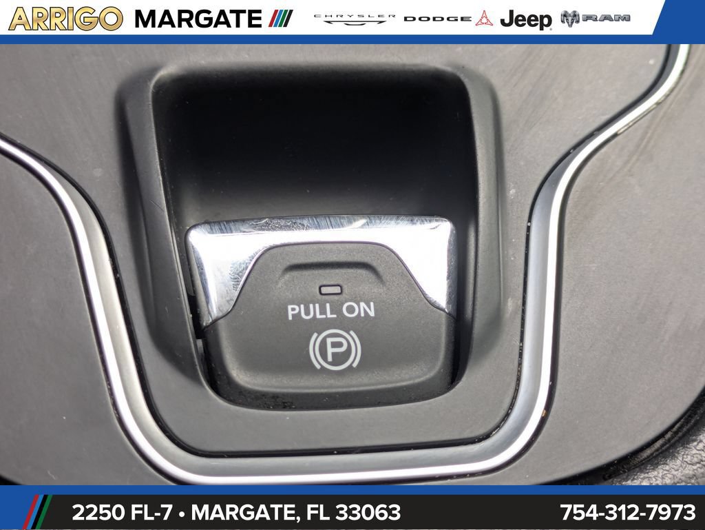 Used 2021 Jeep Cherokee Latitude Lux AWD/4WD image 26