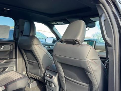 New 2026 Ford Explorer ST-Line w/ ST-Line Street Pack image 11