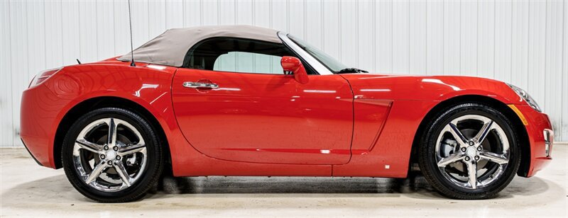 Used 2007 Saturn Sky w/ Premium Trim Pkg RWD image 10