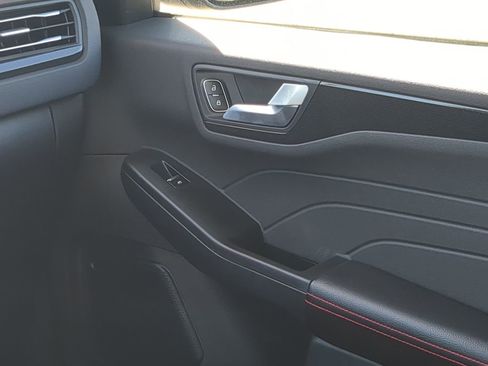 Used 2024 Ford Escape ST-Line w/ Equipment Group 301A image 14