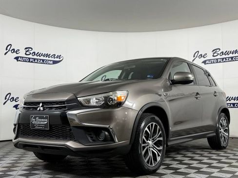 Used 2018 Mitsubishi Outlander Sport ES AWD/4WD image 2
