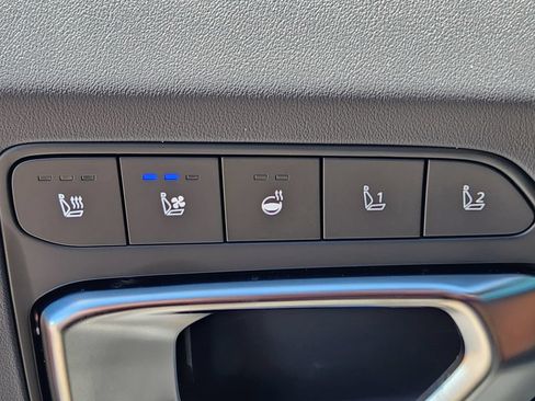 New 2026 Kia K4 GT-Line w/ GT-Line Premium Package FWD image 19