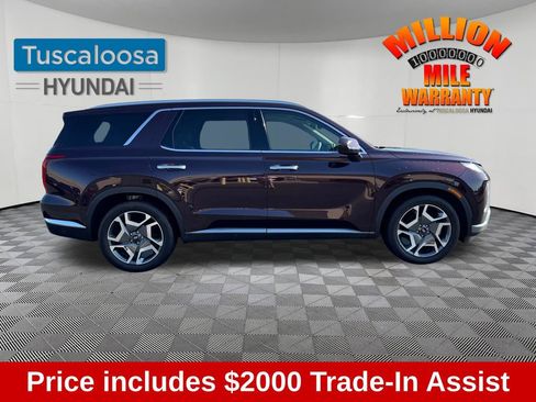 Used 2024 Hyundai Palisade Limited image 2