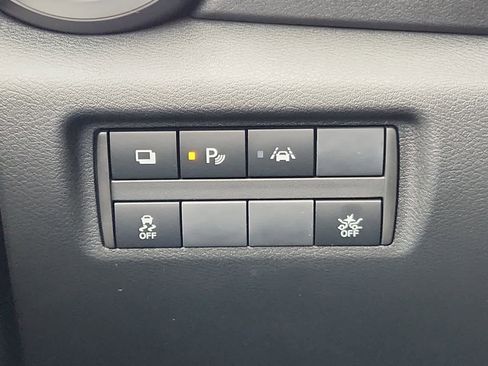 New 2025 Nissan Versa S w/ Trunk Package image 16