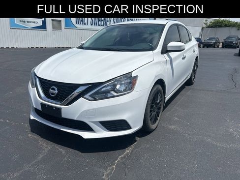Used 2016 Nissan Sentra S FWD image 3