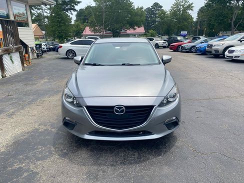 Used 2016 MAZDA MAZDA3 i Sport FWD image 2