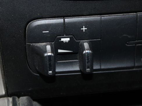 Used 2019 RAM 1500 Big Horn image 32