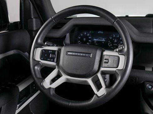 Used 2020 Land Rover Defender 110 First Edition image 12