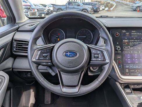 Used 2020 Subaru Outback Premium image 12