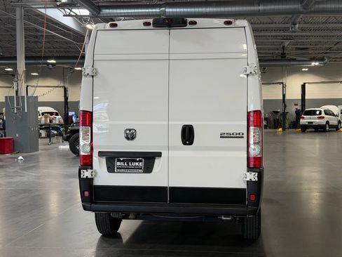 Used 2023 RAM ProMaster 2500 FWD image 7
