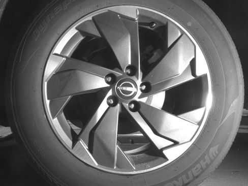 Used 2025 Nissan Rogue SV AWD/4WD image 14