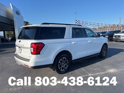 Used 2024 Ford Expedition Max XLT image 3