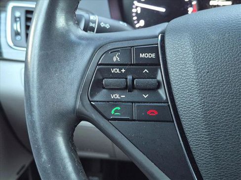 Used 2015 Hyundai Sonata Limited w/ Option Group 05 FWD image 3