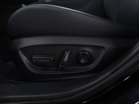 Used 2026 Toyota Prius Limited image 24