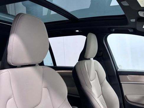 Certified 2026 Volvo XC90 B6 Plus AWD/4WD image 19