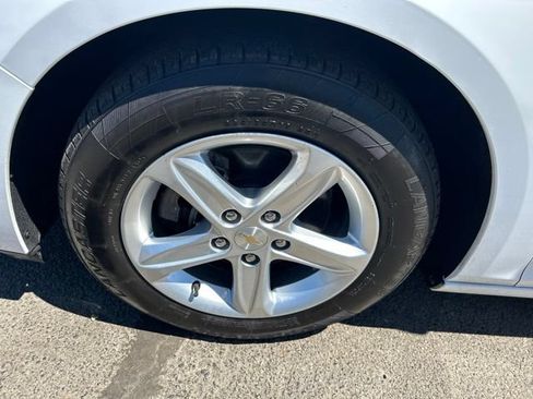 Used 2023 Chevrolet Malibu LS w/ LPO, Floor Liner Package FWD image 43