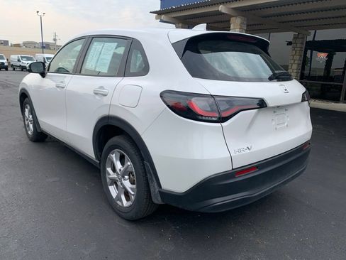 Used 2025 Honda HR-V LX image 5