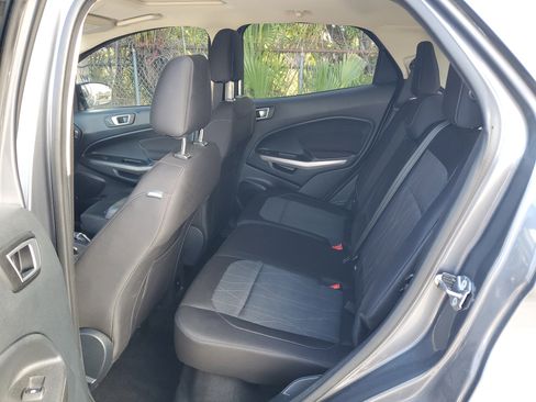 Used 2018 Ford EcoSport SE w/ SE Convenience Package image 14