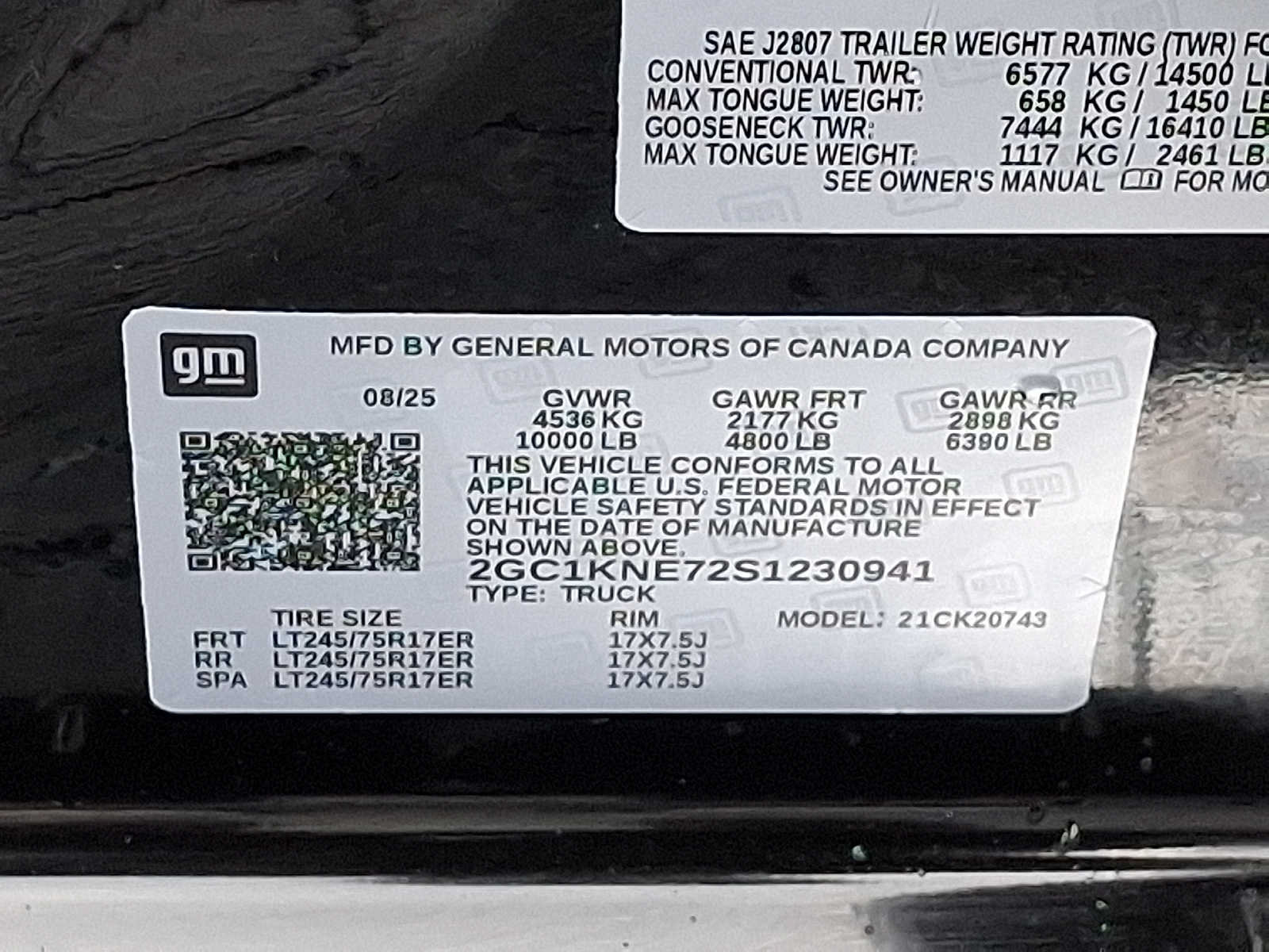 Used 2025 Chevrolet Silverado 2500 LT w/ Convenience Package AWD/4WD image 26
