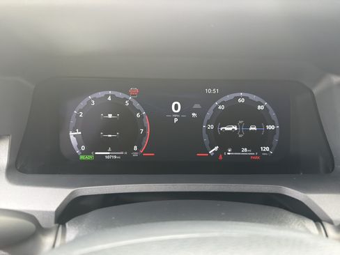 Certified 2025 Toyota 4Runner TRD Off-Road AWD/4WD image 12