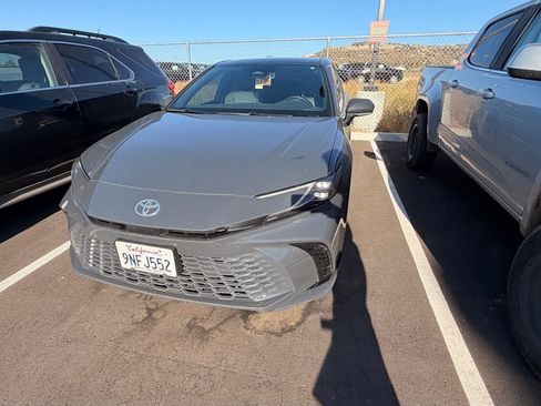 Used 2025 Toyota Camry XSE image 4