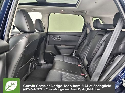 Used 2026 Nissan Rogue Platinum w/ Platinum Premium Package AWD/4WD image 32