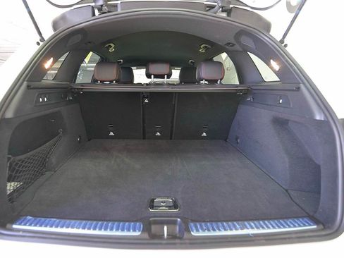 Used 2022 Mercedes-Benz GLC 43 AMG 4MATIC w/ Driver Assistance Package image 11