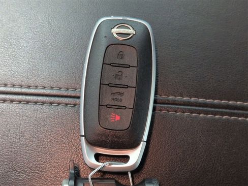 Used 2025 Nissan Sentra SV image 35