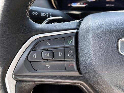 Used 2023 Jeep Grand Cherokee Altitude image 23