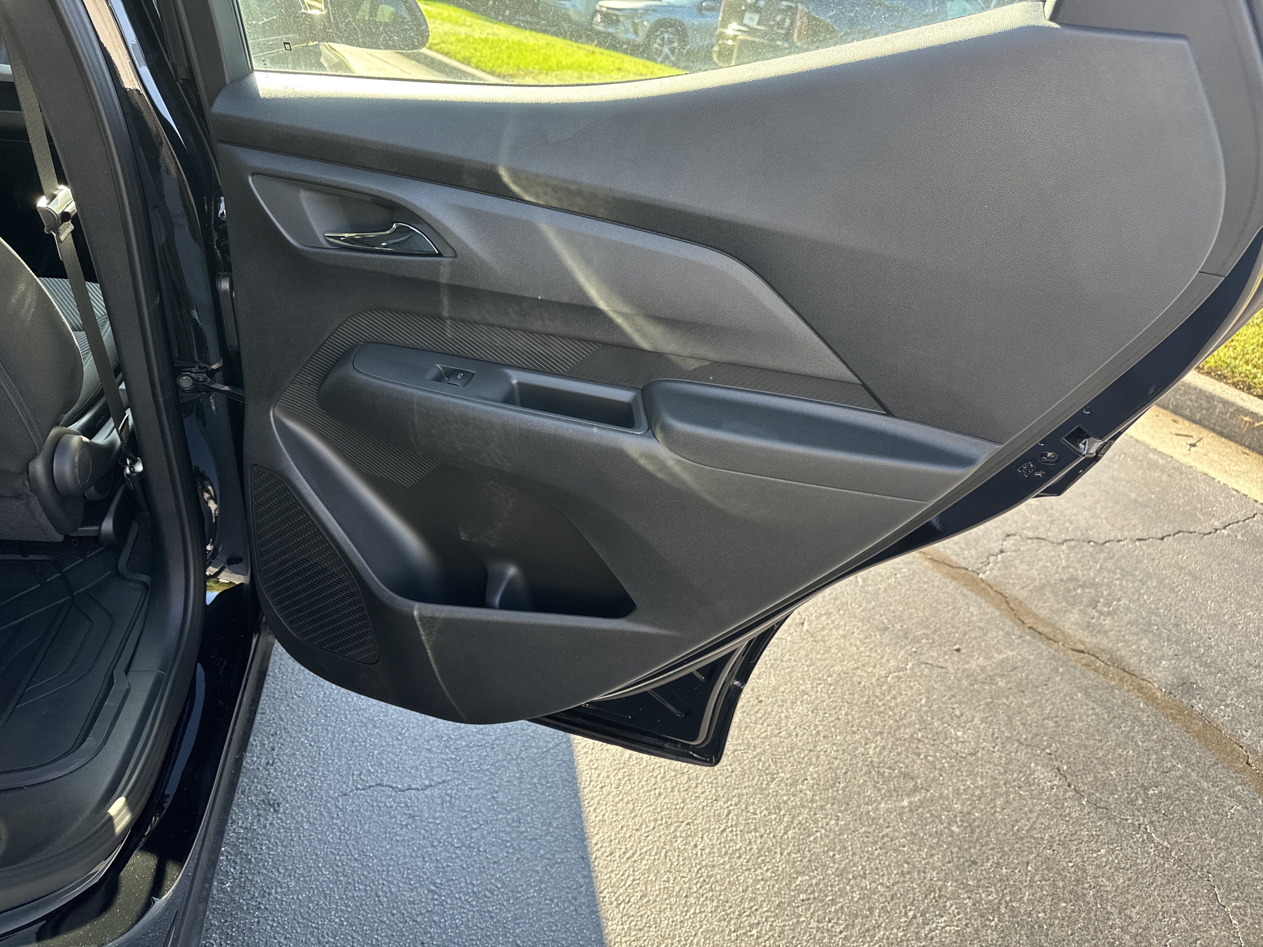 New 2027 Chevrolet Bolt LT FWD image 16