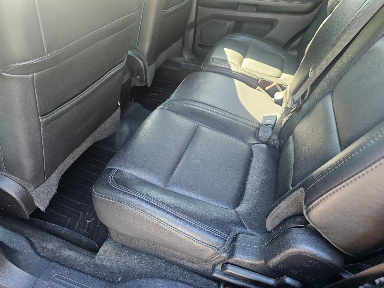 Used 2014 Ford Explorer Limited AWD/4WD image 25